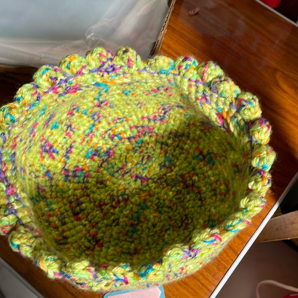 Single Cute circle crocheted Basket, by me. 🥰 - Picture 2 of 2